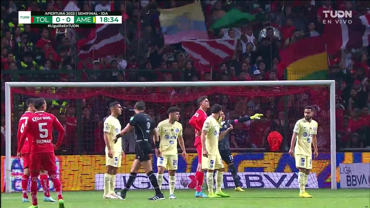 ¡TIRO ATAJADO! disparo por .