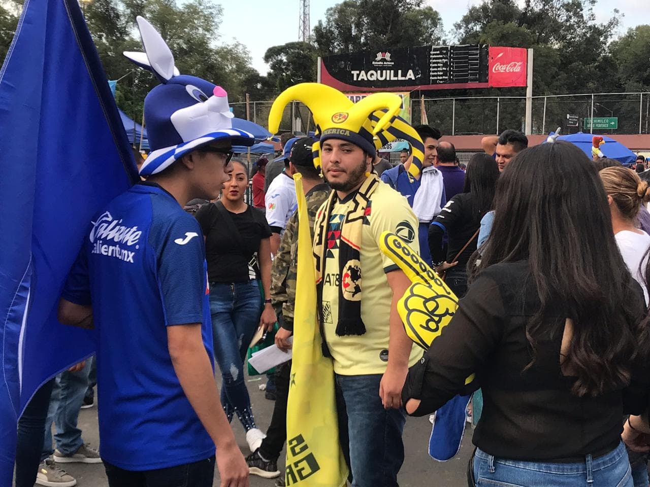 Llega el atardecer en la Ciudad de México y Coloso de Santa Úrsula se prepara para vivir otro Clásico Joven.