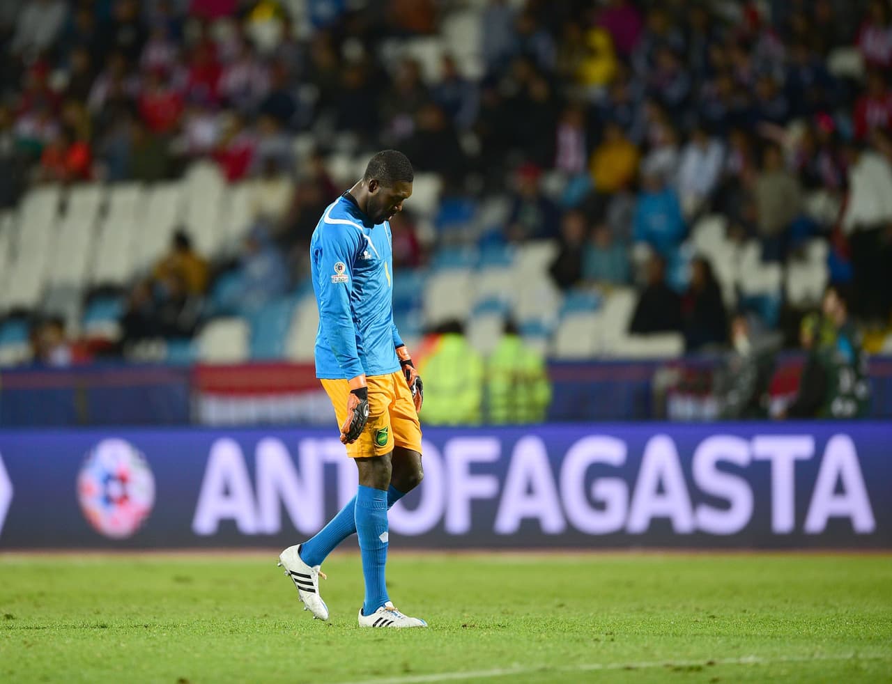 Kerr DuWayne. Posición: Portero. Edad: 28 años. Club: Stjarnan. Veces seleccionado: 11. Descripción: Un guardameta de gran altura que los hace un jugador muy hábil y fuerte. Para DuWayne será su segunda Copa América ya que en la edición pasada defendió el arco jamaiquino en dos ocasiones ante Uruguay y Paraguay solo permitiendo dos goles.