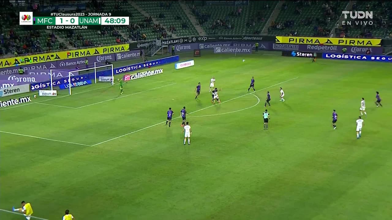 ¡TIRO ATAJADO! disparo por Juan Dinenno.