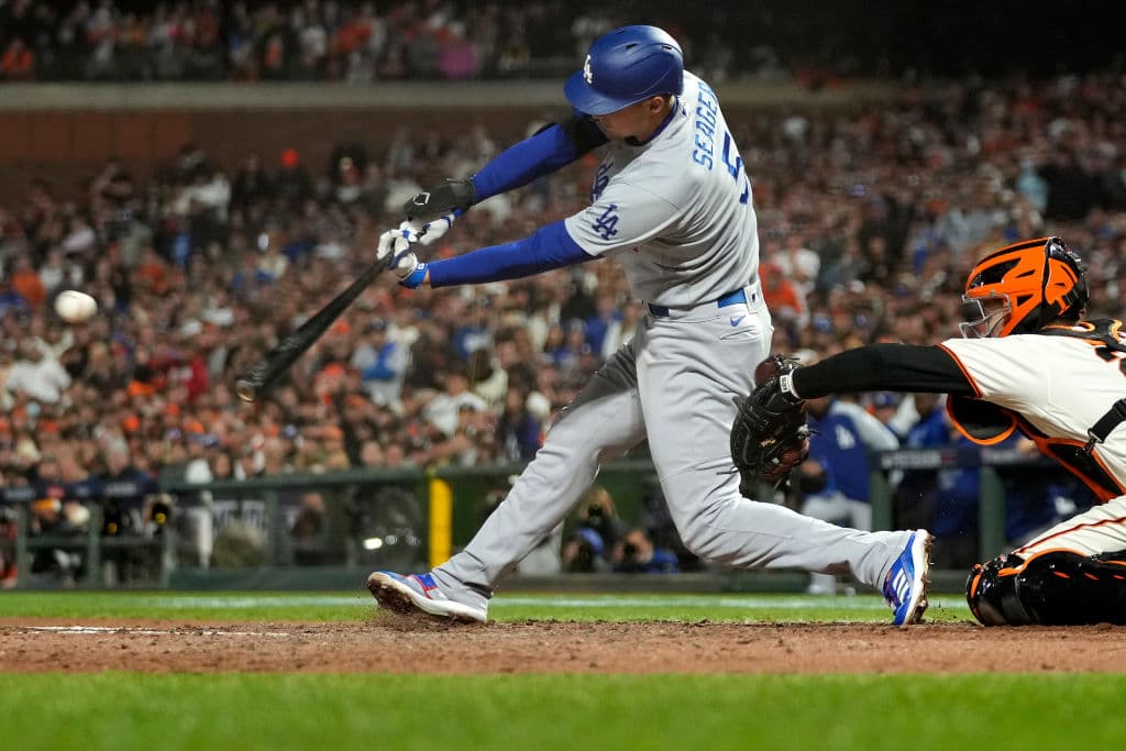 Con una carrera en la novena entrada, Los Angeles Dodgers vencen 2-1 a Los San Francisco Giants y llegan a su quinta Serie de Campeonato de la Liga Nacional.