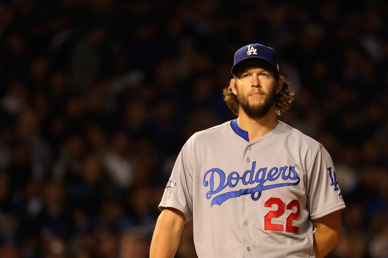 Clayton Kershaw encabeza la lista. El pitcher de los Dodgers cobrará más de 35 millones de dólares por esta temporada.