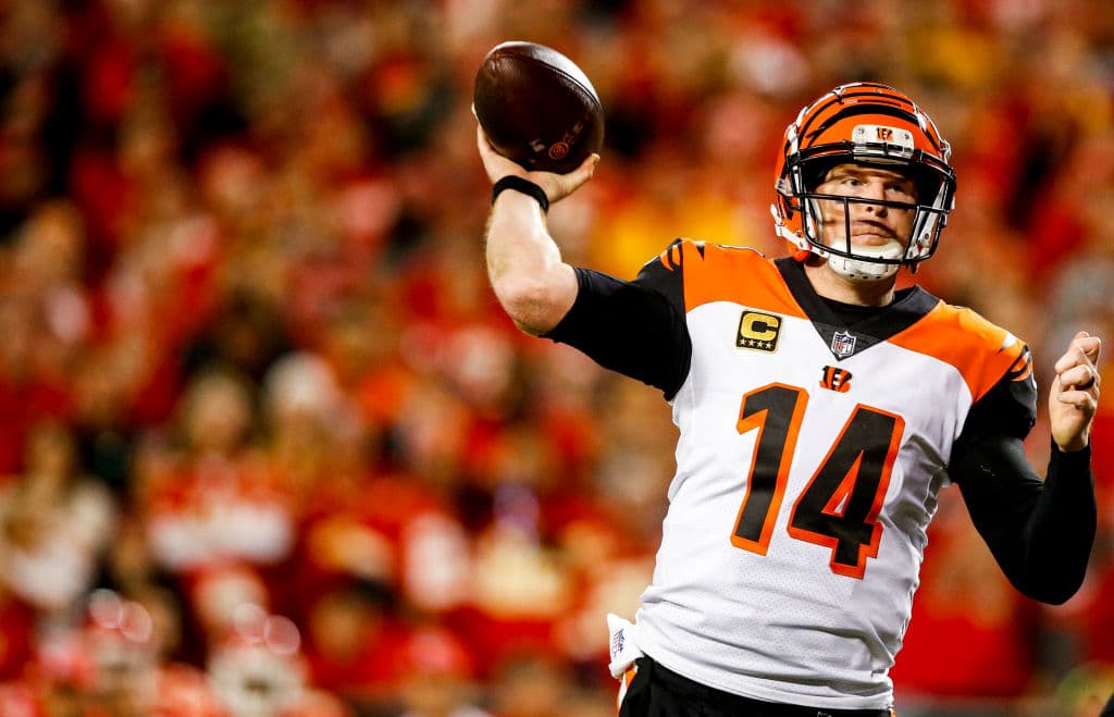 <b>16) Cincinnati Bengals (4-3)</b>. Luego de ver lo que hicieron en el Sunday Night Football, nos preguntamos si alguna vez podremos decir con fundamentos científicos que los Bengals son aspirantes a algo.
