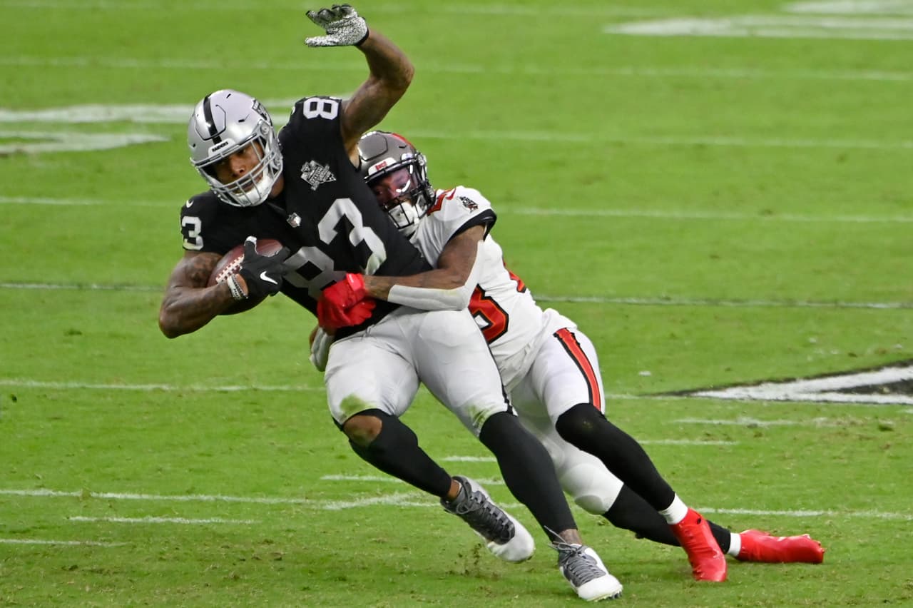 Tpm Brady tiene un partido impecable al lanzar cuatro pases de antocación y cero intercepciones en la victoria 45-20 sobre Las Vegas Raiders.