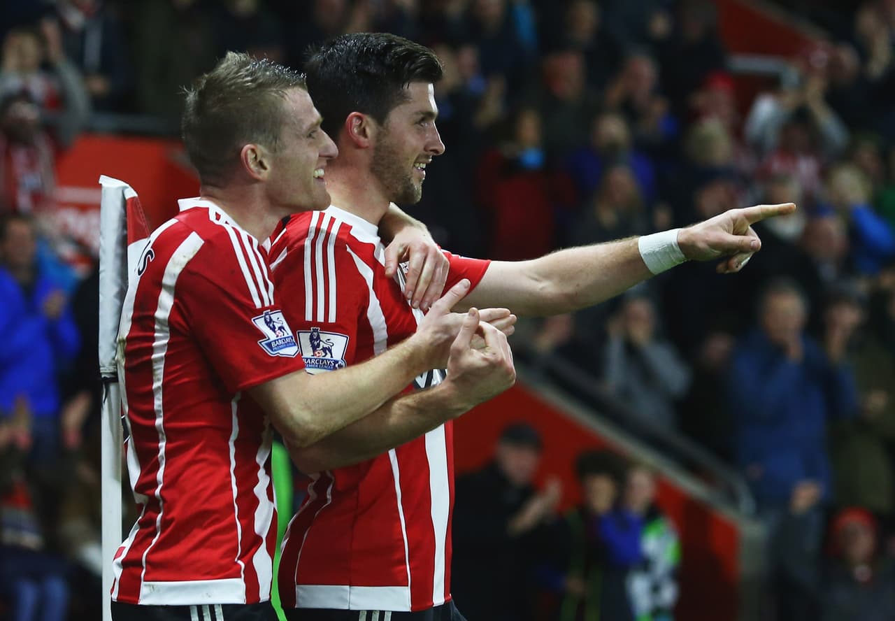 Por el contrario, los de Arsene Wenger sumaban cuatro victorias en fila. Todo parecía servido para que los Gunners salieran como nuevos líderes de la Premier. Sin embargo, todo salió al revés. Abandonaron el campo del St. Mary´s Stadium prácticamente sonrojados.