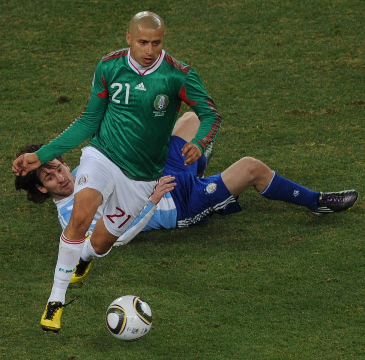 Bautista con el balón no fue precisamente un virtuoso, pero aún así, como otros denominados 'troncos' por esa misma razón, llegó a ser un mundialista.