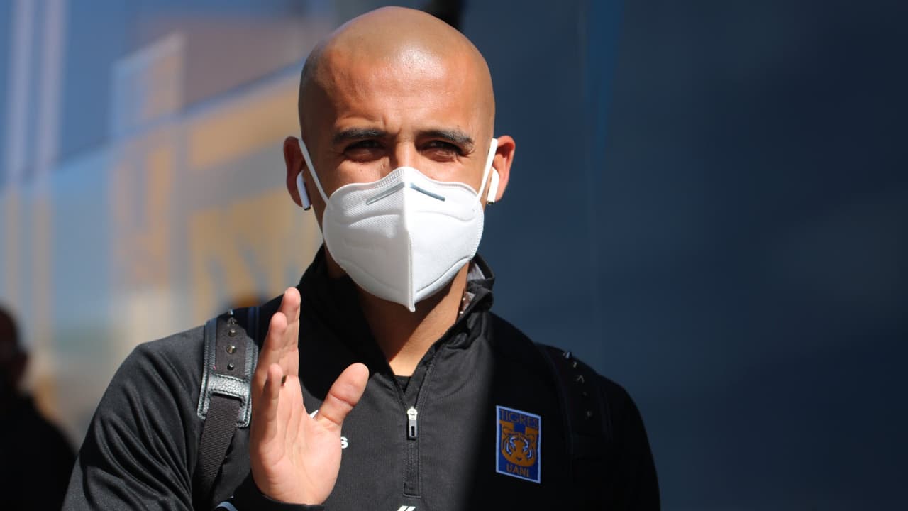 'Chaka' Rodríguez es duda con Tigres ante América