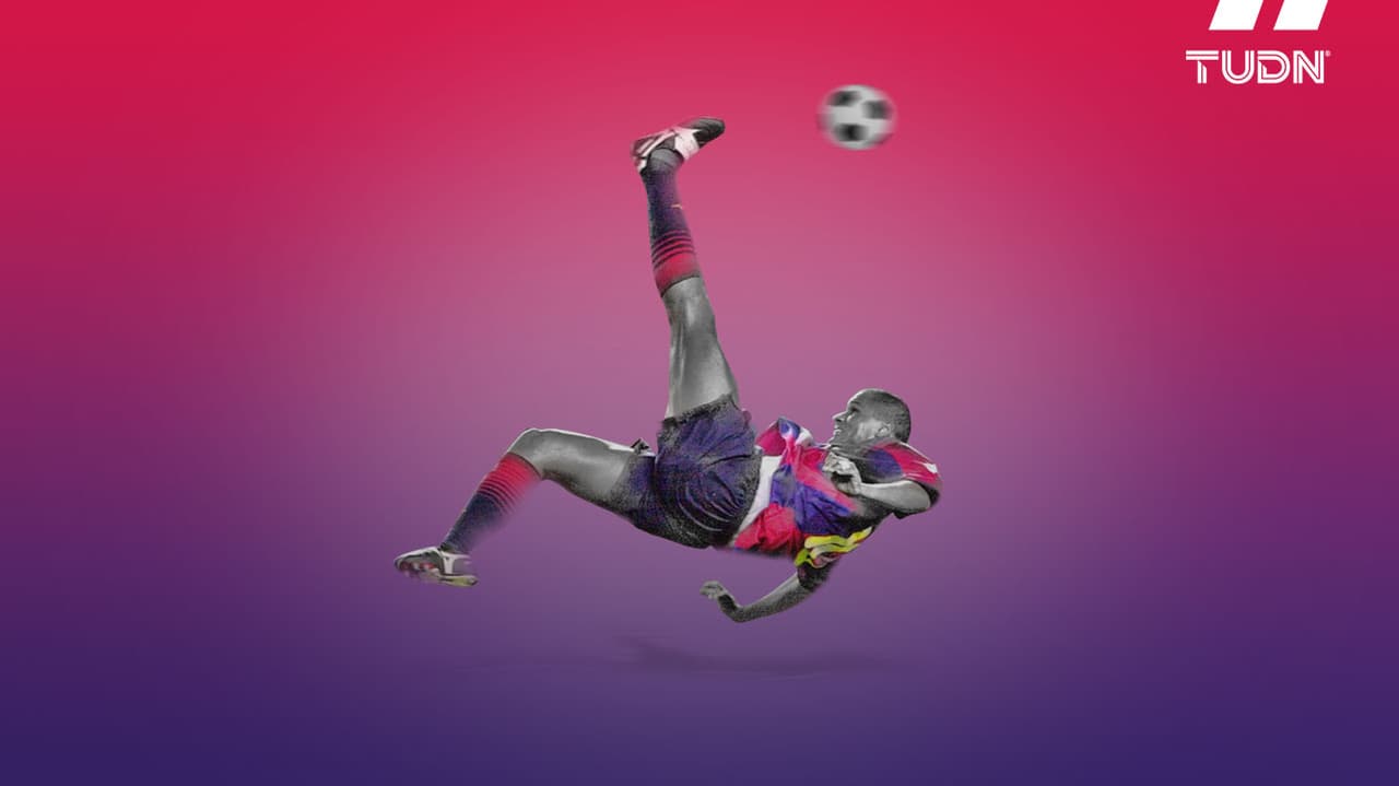 Rivaldo y su chilena vs el Valencia