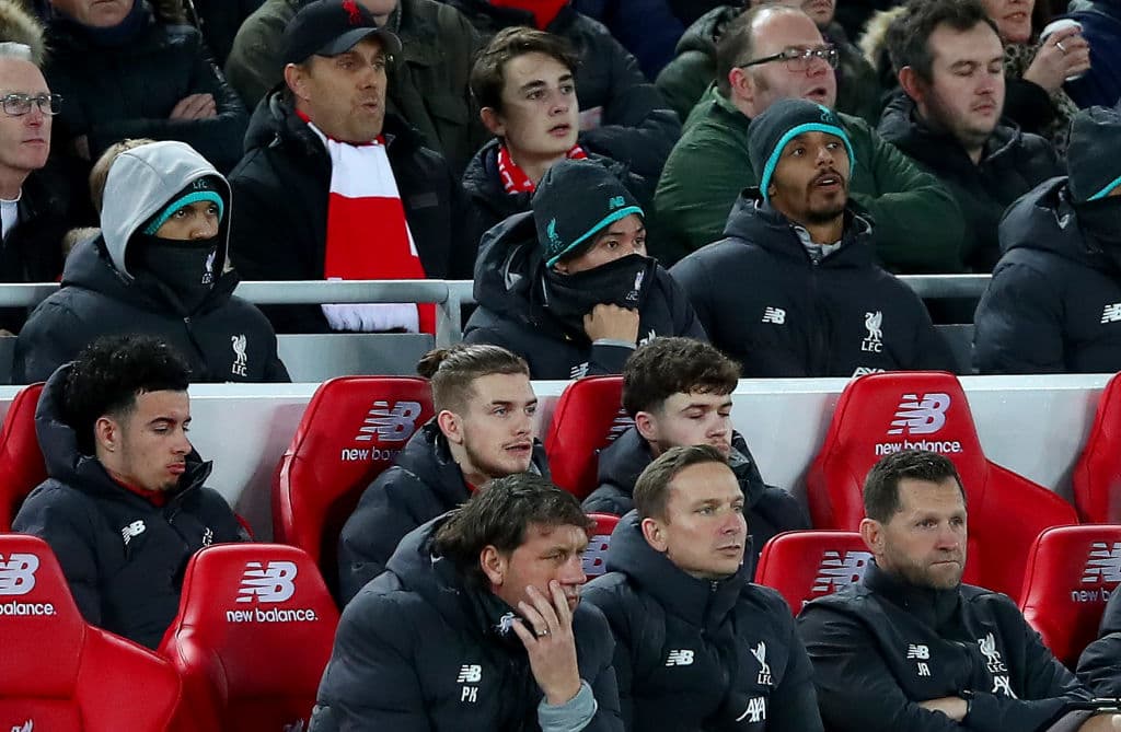 Con goles de Salah y Mané, los Reds ganan 2-0 al Sheffield United y siguen alejándose en la cima de la Premier League.