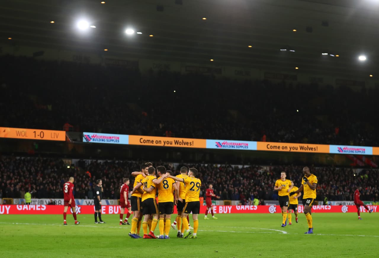 Wolves le recuerda a Rayados su hazaña ante Liverpool