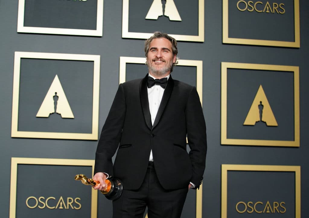 Gracias a su gran actuación en ‘The Joker’, Joaquin Phoenix recibió varios premios, además de recibir el Óscar a ‘Mejor Actor’.