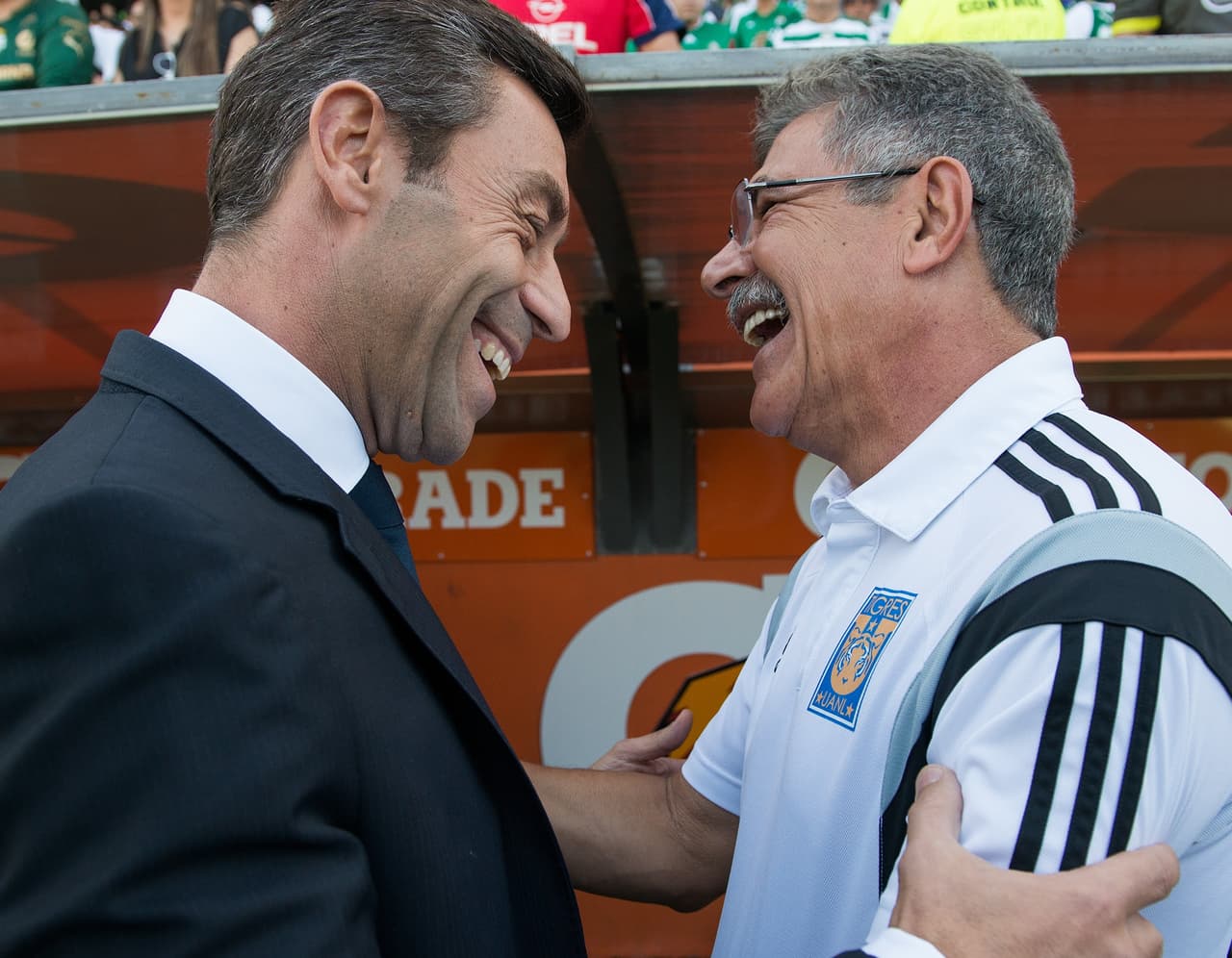 El ‘Tuca’ defiende a Nahuel y le contesta a Caixinha: “Que diga misa, me vale mad...”