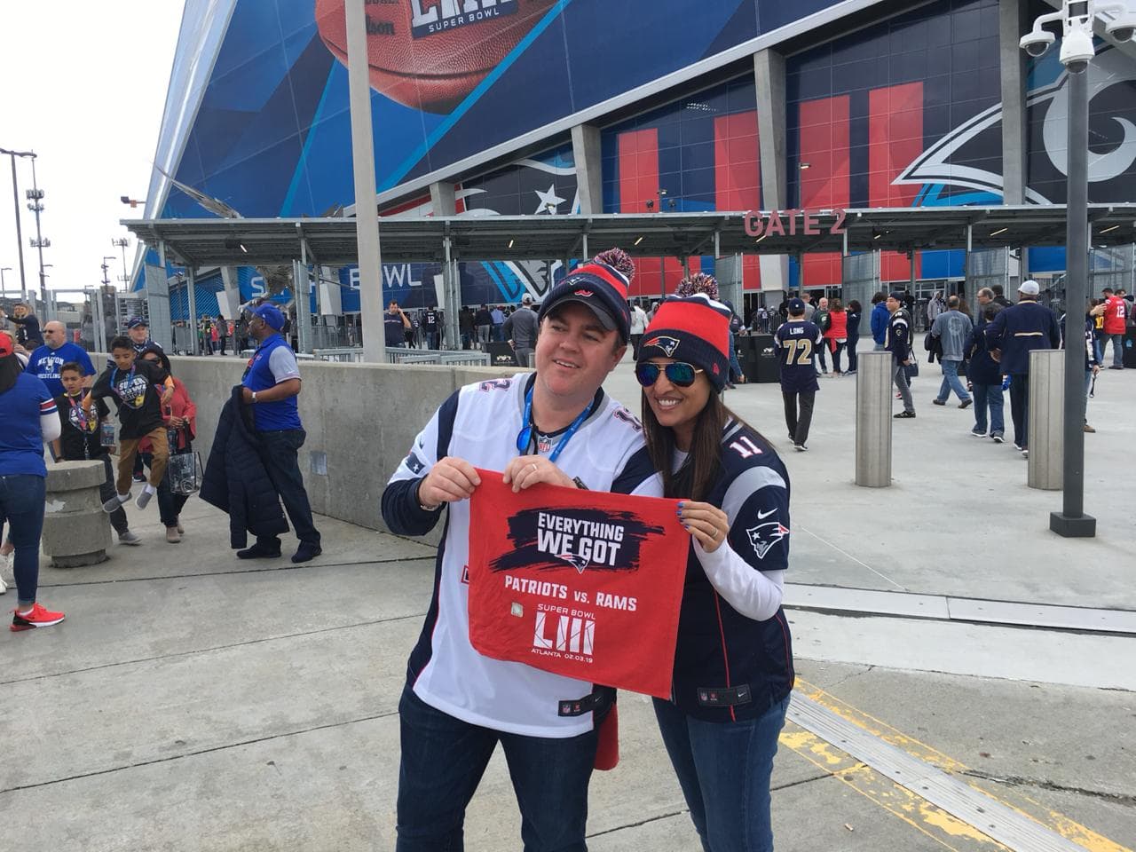 Más fanáticos de los Patriots viven un nuevo Super Bowl gracias a Tom Brady.