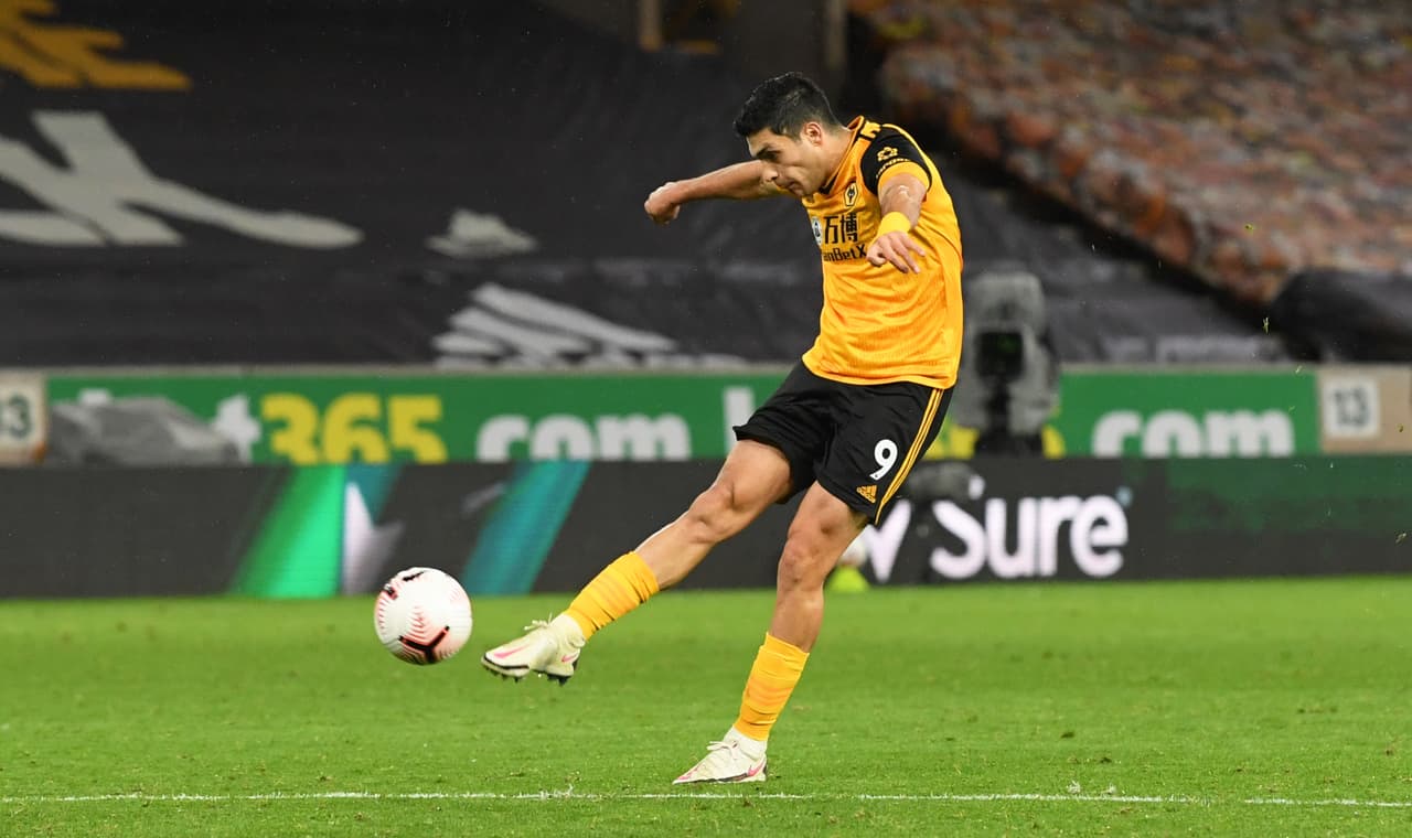 Fábio Silva sobre Raúl Jiménez: "Le aprendo todos los días"