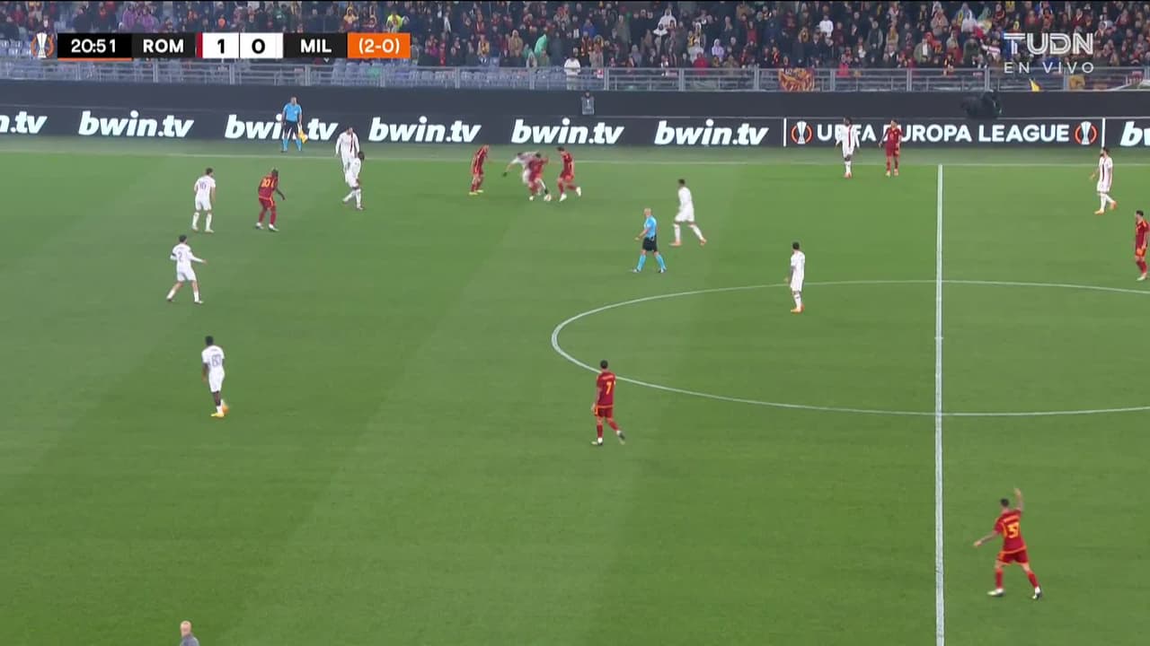 ¡GOL!  anota para AS Roma. Paulo Dybala