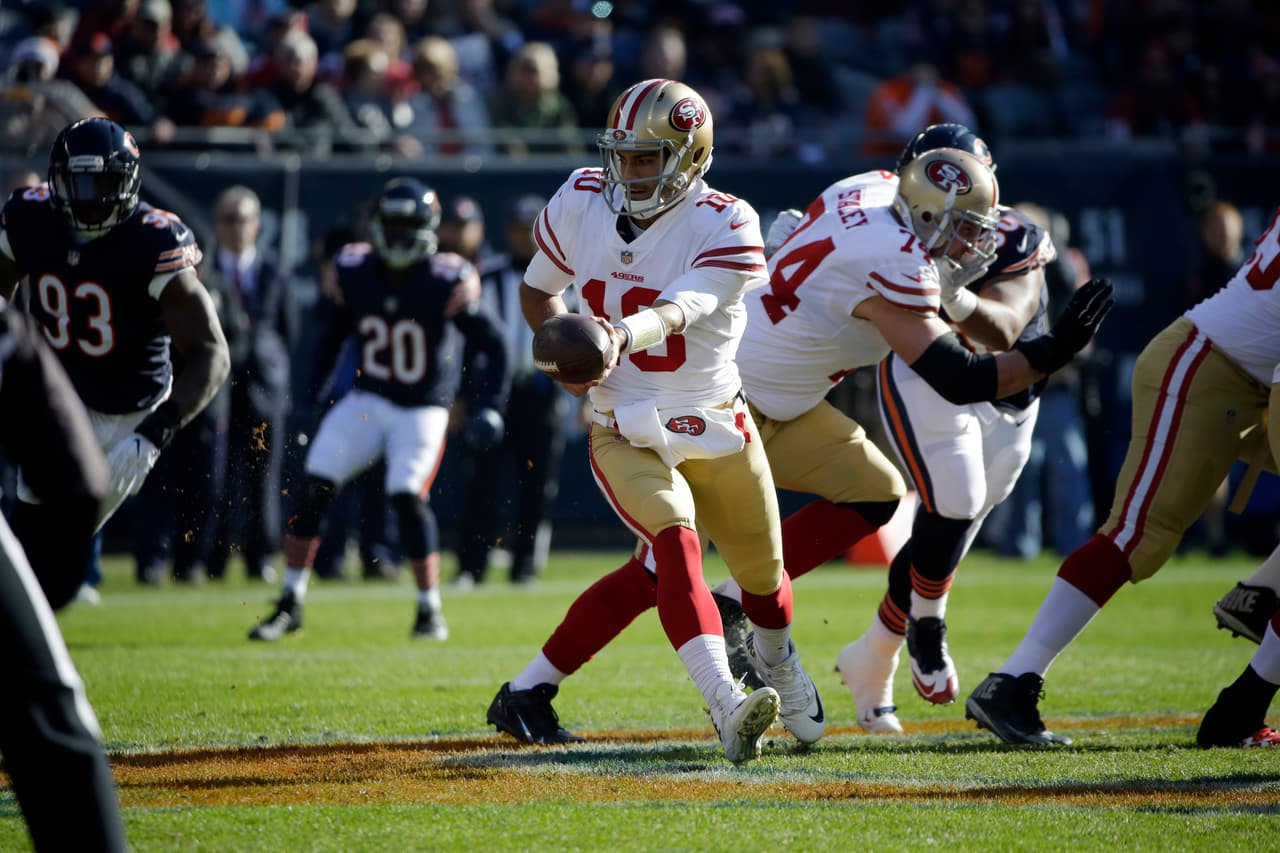 En el debut de Jimmy Garoppolo, los 49ers vencieron 15-14 a los Bears