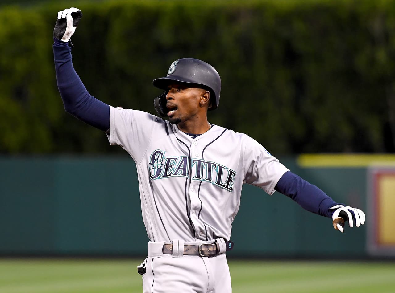 Pero dejó un legado, que es el segunda base de los Seattle Mariners, su hijo Dee Gordon, quien debutó el 6 de junio de 2011. Actualmente Dee está jugando para su tercer equipo, luego de haber jugado de 2011 a 2014 con los LA Dodgers, luego de 2015 a 2017 con los Miami Marlins y desde entonces es jugador de Seattle.