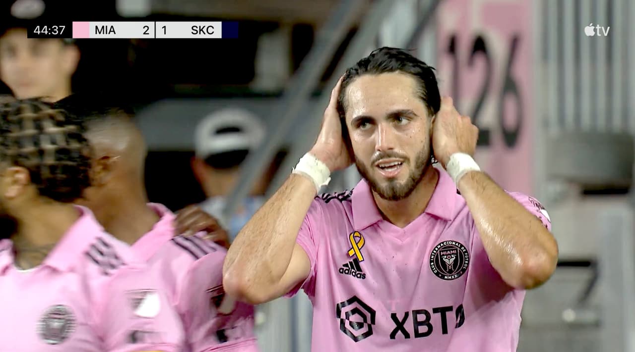 ¡Doblete y remontada! Leo Campana sacude las redes con letal cabezazo