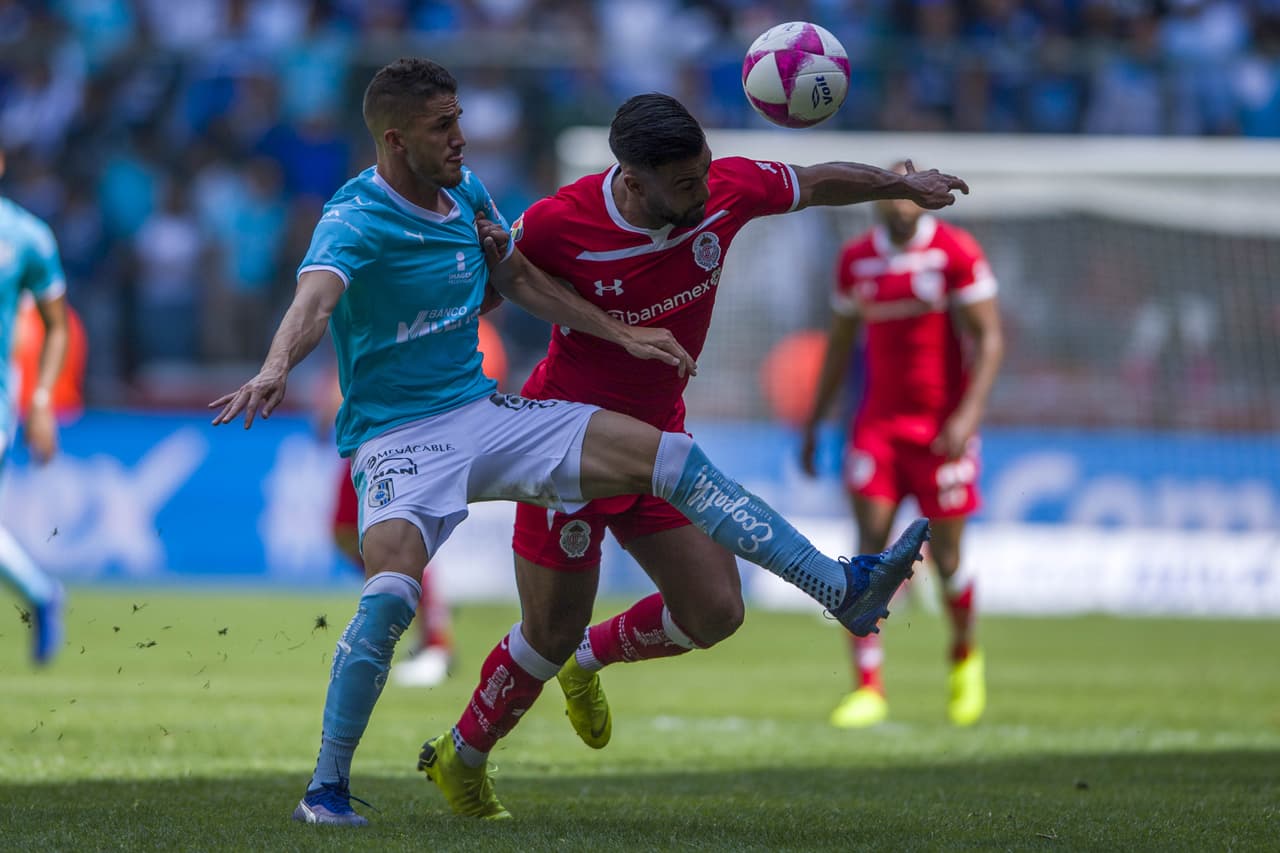 Aún así, los locales aprovecharon ese impulso para abrir aún más la diferencia.