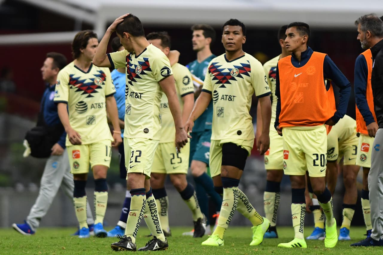 América salió con rostros desencajados tras la derrota.