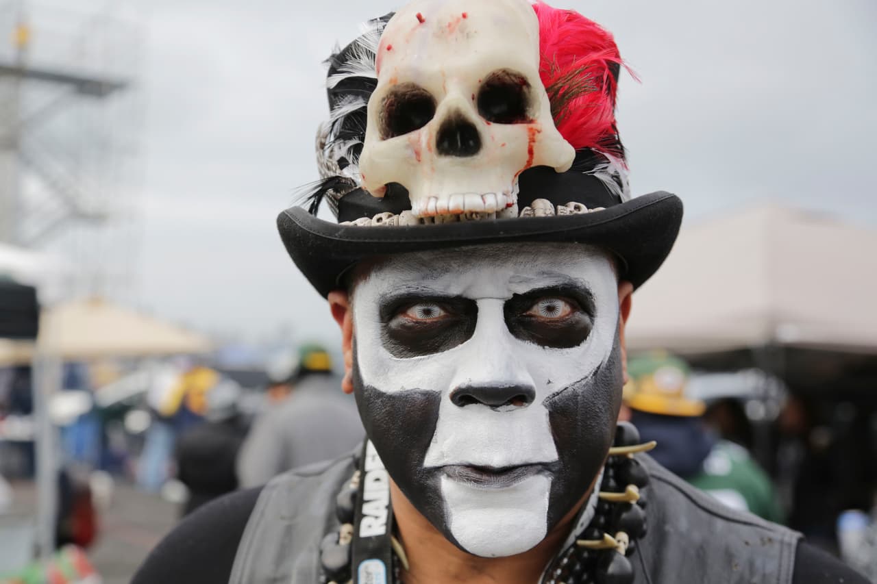 El espíritu navideño y competitivo a todo lo que da en la Semana 15 de la NFL. Checa las mejores imágenes.