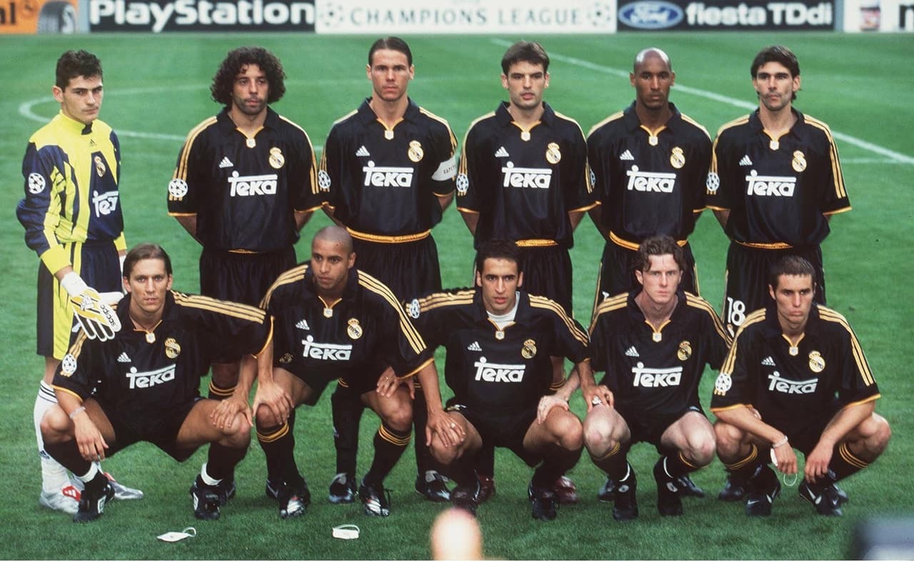 En aquella época, también destacaron canteranos del club como Iker Casillas, Raúl, Morientes o Guti.