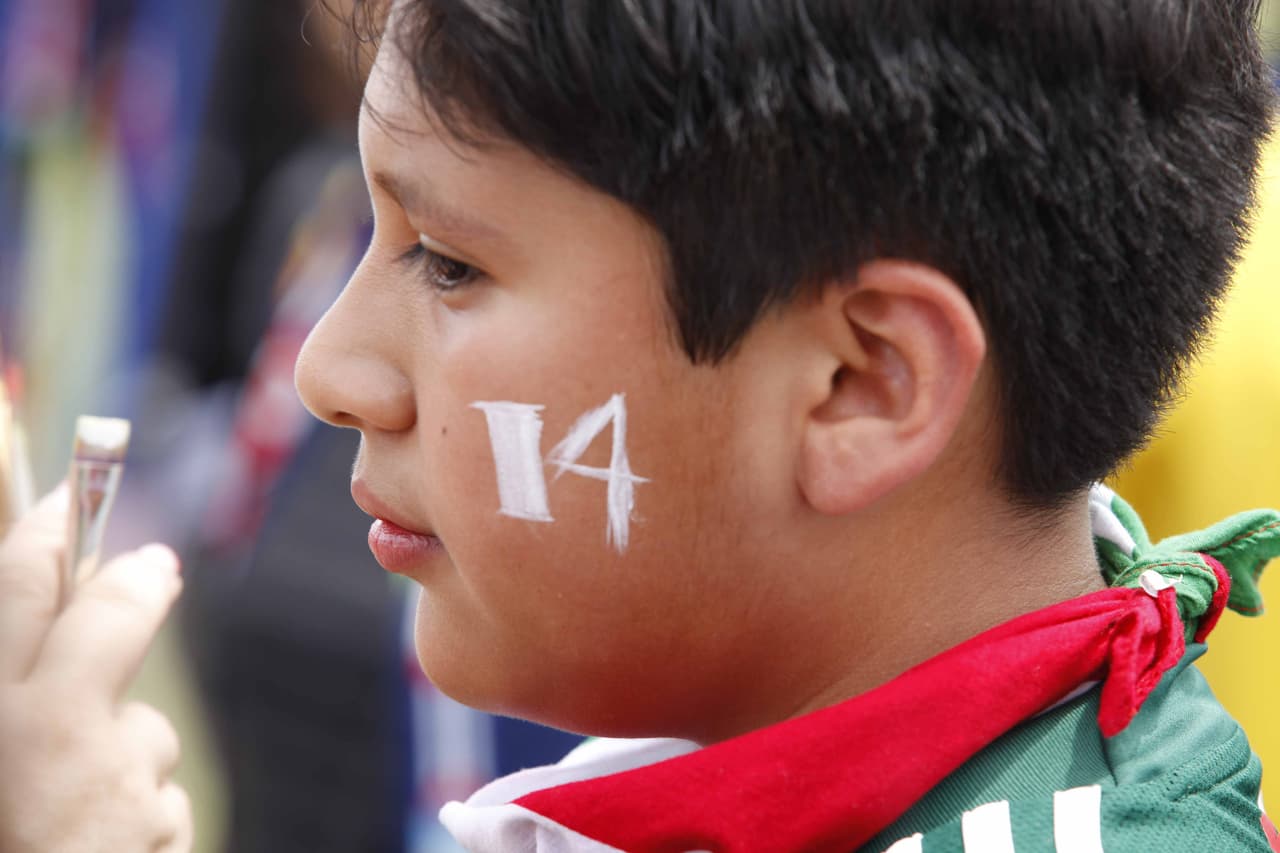 La afición en Estados Unidos llegó a Phoenix con todo su colorido para ver a México y Guatemala enfrentarse en la Copa Oro 2015.