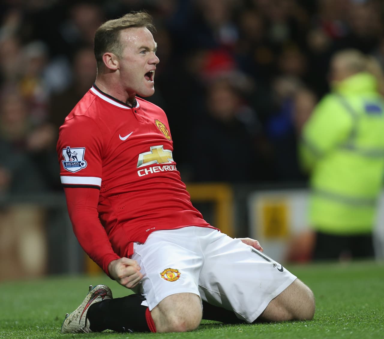 Hoy se confirmo la salida de Wayne Rooney del Manchester Uniter para volver al equipo que lo vio nacer como futbolista: El Everton. Repasamos los mejores momentos de Rooney como Red Devil.