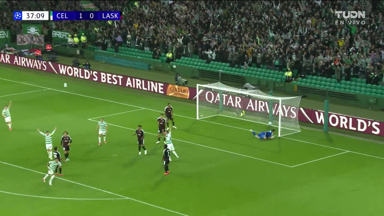 ¡GOL!  anota para Celtic. Camilo Durán