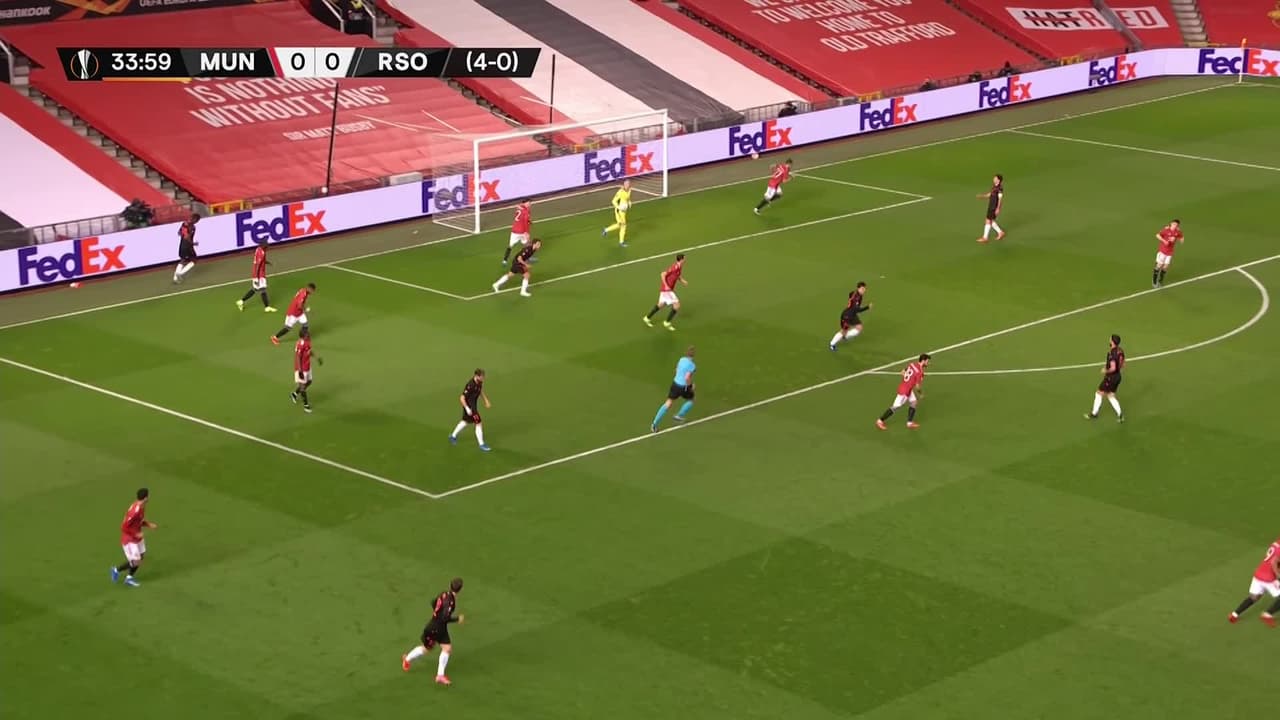 ¡TIRO ATAJADO! disparo por Alexander Isak.