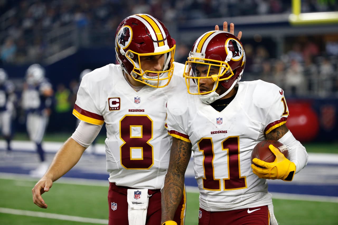 <b>6) WASHINGTON REDSKINS (6-4-1)</b>
<br>Cada año, hay un equipo comodín que sorprende a todos y hace una gran carrera en los Playoffs. Creo que esta ocasión será Washington - no los
<a href="http://www.nfl.com/teams/newyorkgiants/profile?team=NYG"> Giants</a> o los candentes Bucs – al que veo más capaz de realizar la hazaña.