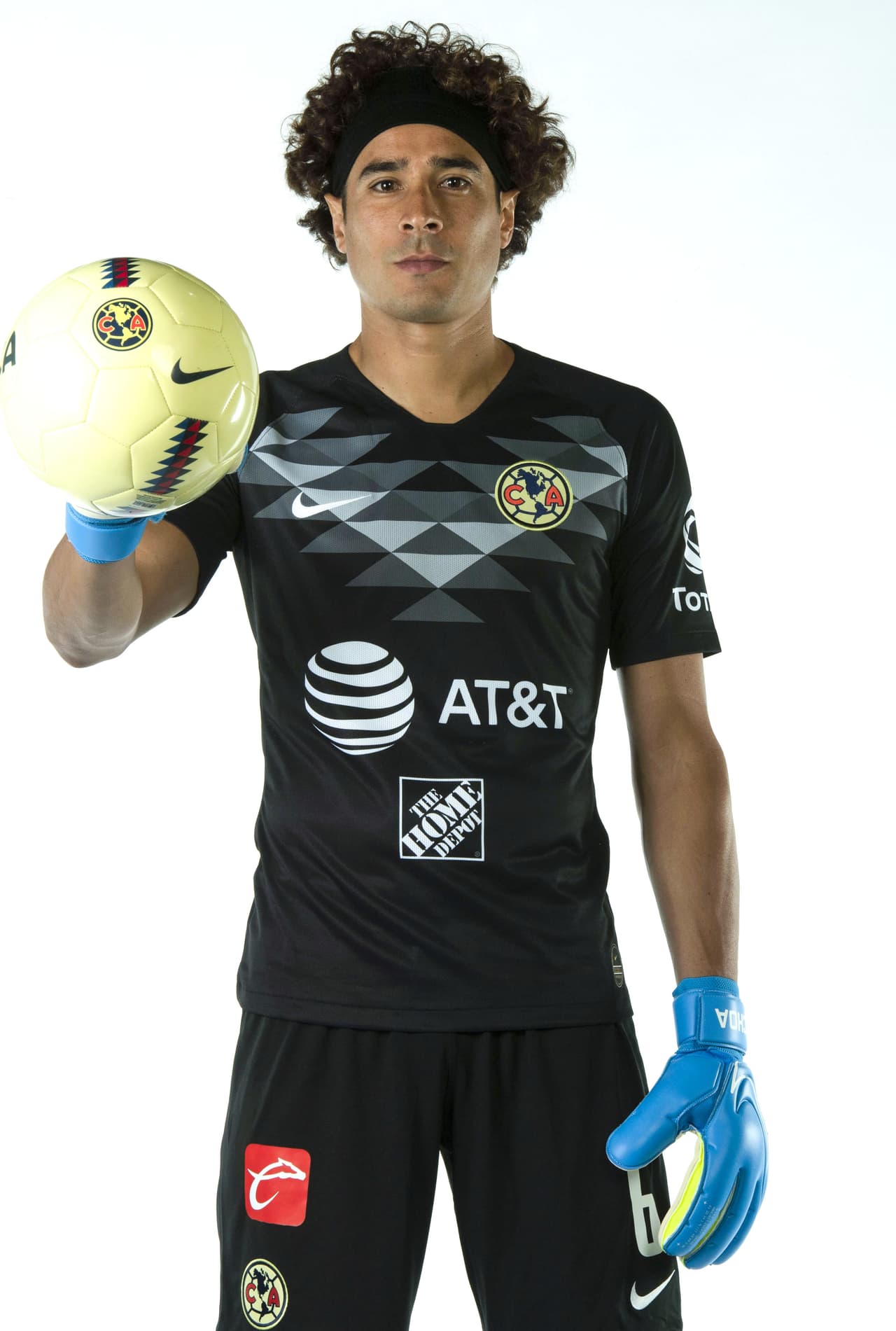 GUILLERMO OCHOA during the América team session during the Torneo Apertura 2019 of the Liga BBVA MX, at Coapa Facilities, on August 16, 2019. 
<br>
<br> GUILLERMO OCHOA durante la sesión del Equipo América durante el Torneo Apertura 2019 de la Liga BBVA MX, en las Instalaciones de Coapa, el 16 de Agosto de 2019.