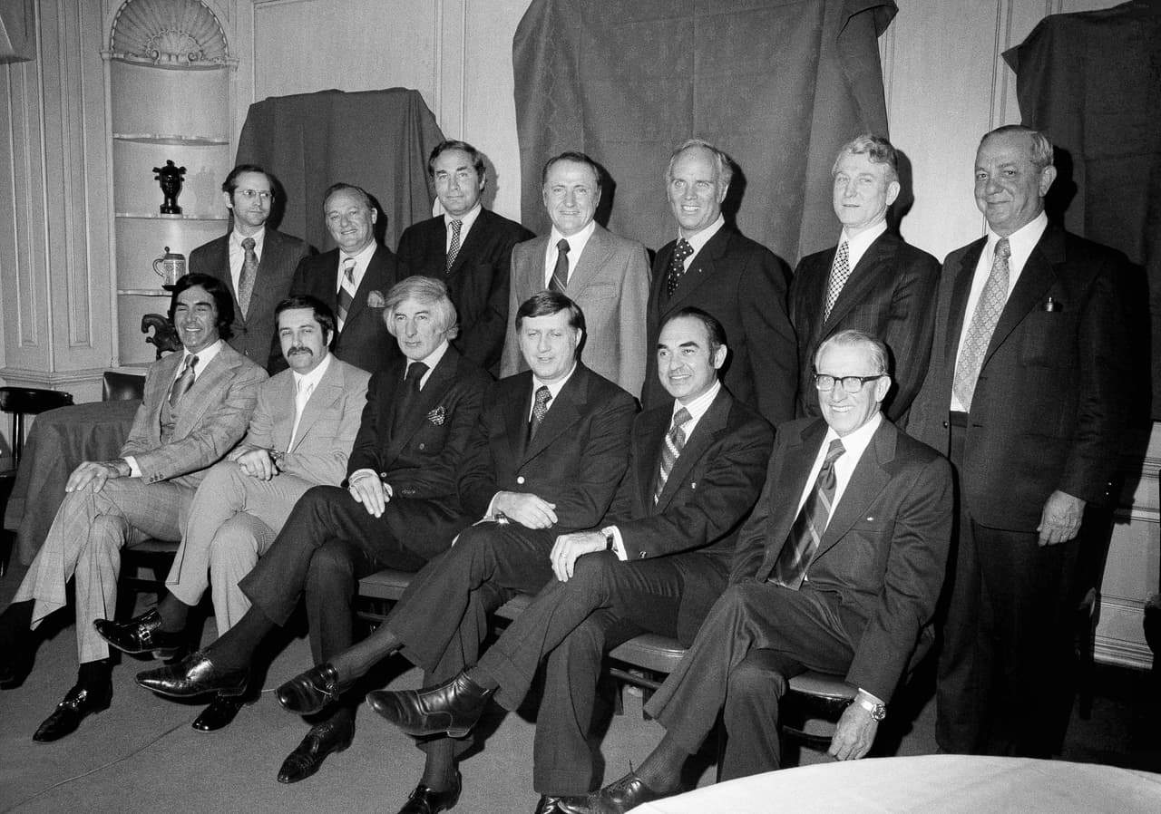 También el 1 de enero del año del nacimiento del 'Conejo' Pérez, CBS le vendió a George Steinbrenner el equipo de Yankees, del que fue dueño hasta su muerte en 2010.