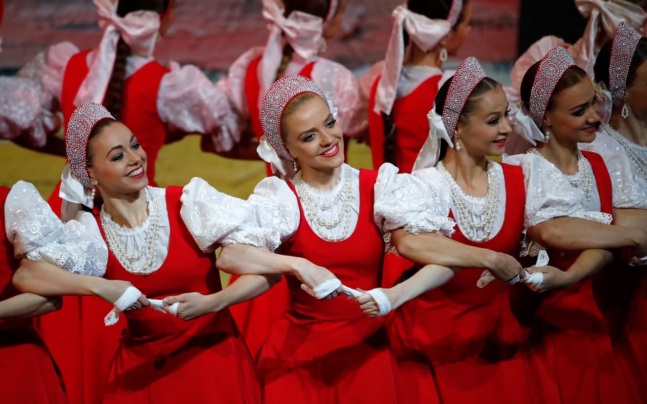 La ceremonia del sorteo del Mundial Rusia 2018 tuvo espectáculos llenos de colorido y tradición, en una muestra de Rusia sobre su historia y cultura.