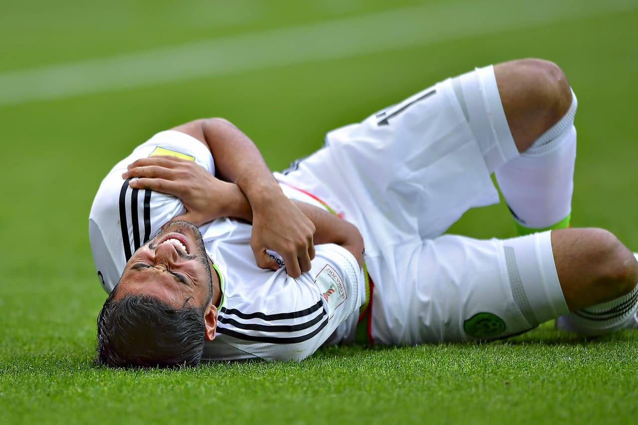 Muchas faltas fueron la constante durante el segundo tiempo.