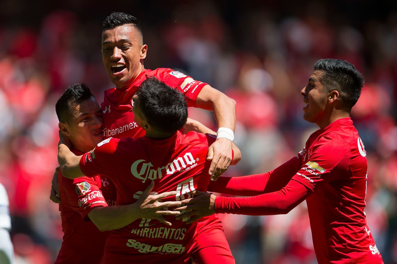 Con una jugada colectiva espectacular e iniciada por Rubens Sambueza, Toluca se puso al frente en el marcador.