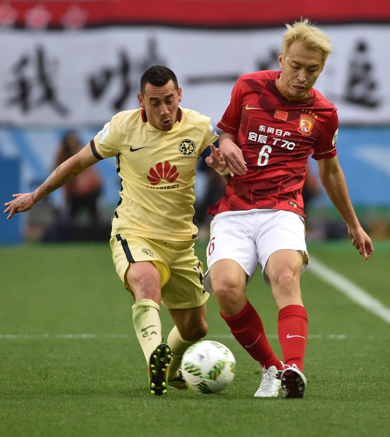 Sambueza firma dos años más con América