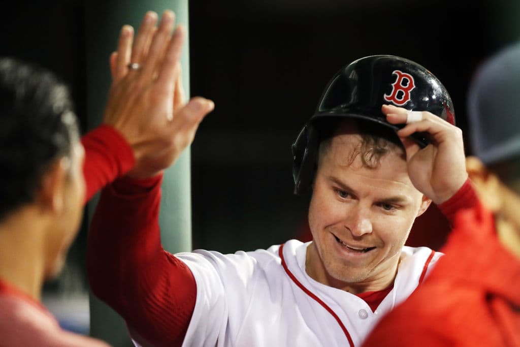 Hace días Boston conquistó su victoria 105 con la que ya habían igualado la histórica marca de 1912, una era en la que ni siquiera había llegado al equipo el legendario Babe Ruth, así de añeja era.