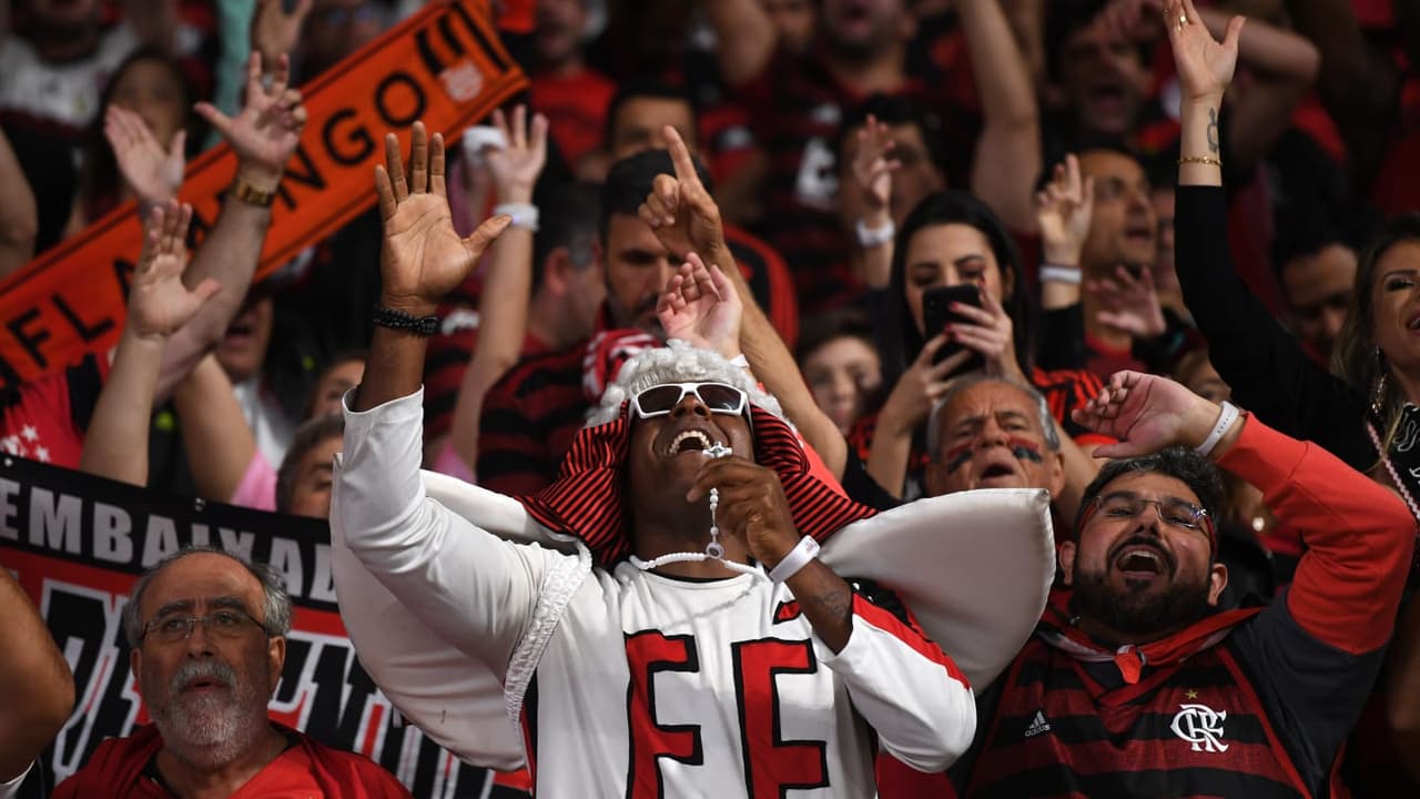 Fanáticos del Flamingo durante el partido.