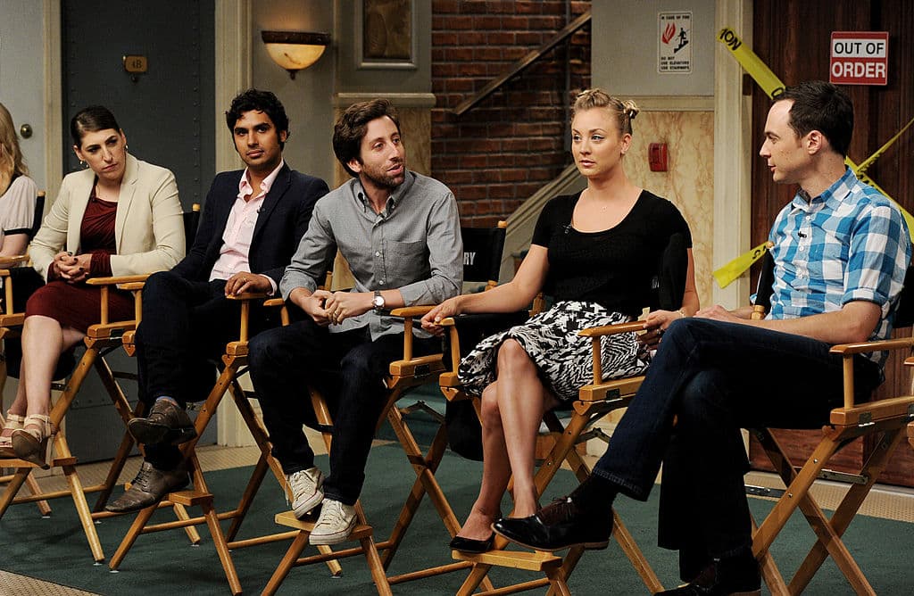 ¿Quién se adelantará para conseguir la transmisión del reencuentro de The Big Bang Theory?