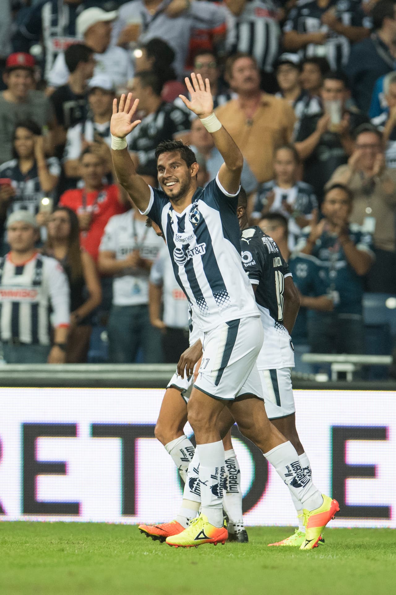 Action photo during the match Monterrey vs Santos, Corresponding Quarter Final of Crown Cup MX Bancomer MX at BBVA Bancomer Stadium. Foto de accion durante el partido Monterrey vs Santos, Correspondiente a llos cuartos de final de la Copa Corona MX del Torneo Apertura 2017 en el Estadio BBVA Bancomer, en la foto: Gol Jorge Benitez Monterrey 01/11/2017/MEXSPORT/Jorge Martinez
