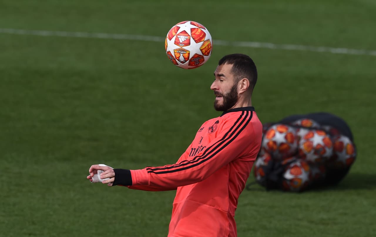 Real Madrid entrenó luego de sus dos derrotas en casa contra Barcelona (Copa del Rey y Liga de España), pero ya piensa en su duelo de vuelta contra Ajax en los Octavos de Final de Champions League.