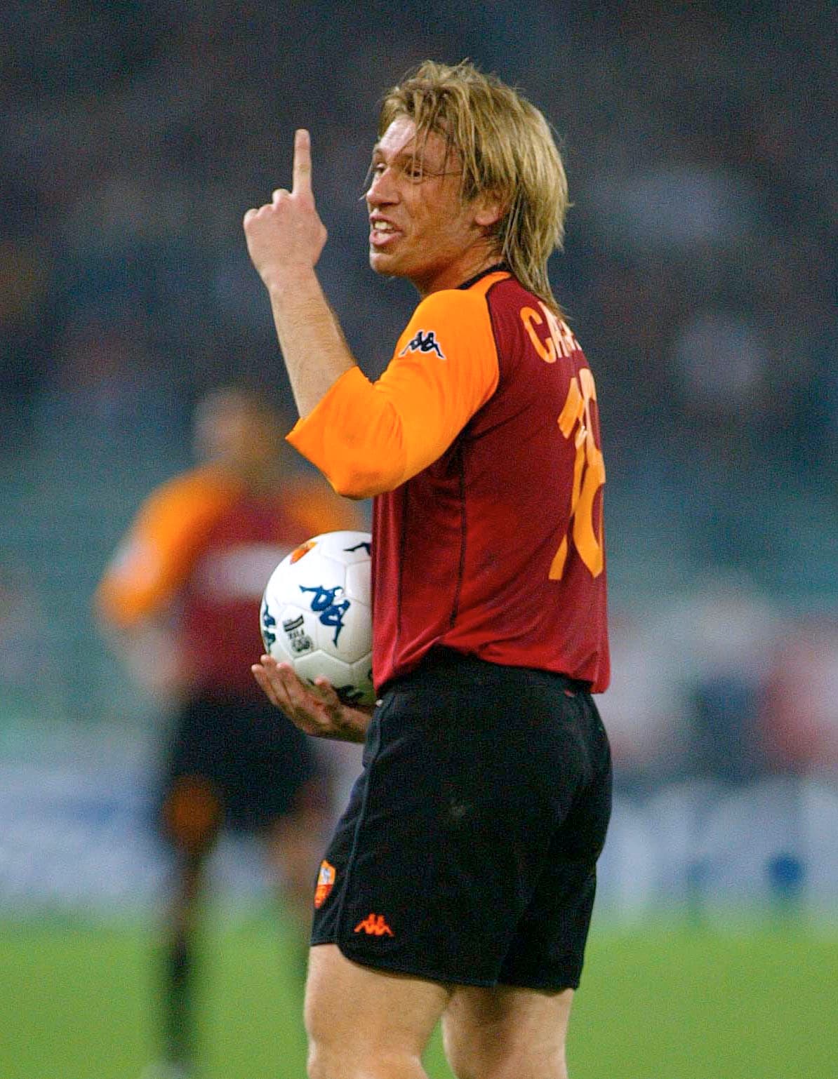 Él fue la gran perla de la Roma de Francesco Totti y comenzó a ser figura en la escuadra de Fabio Capello.