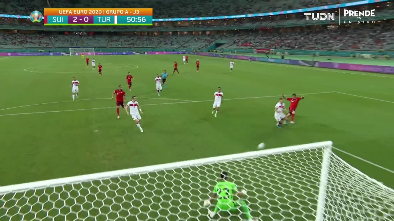 ¡TIRO ATAJADO! disparo por Steven Zuber.