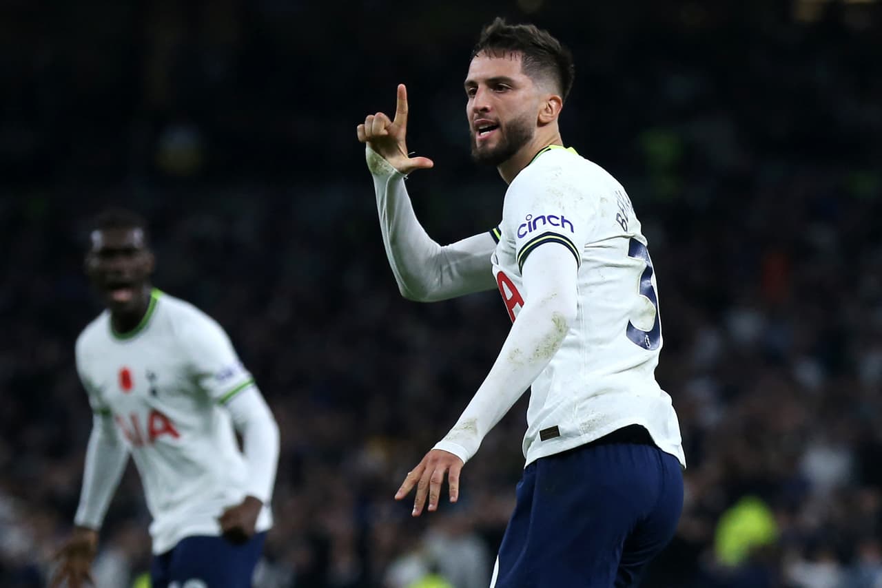 Tottenham se impuso al Leeds en medio de una lluvia de goles.