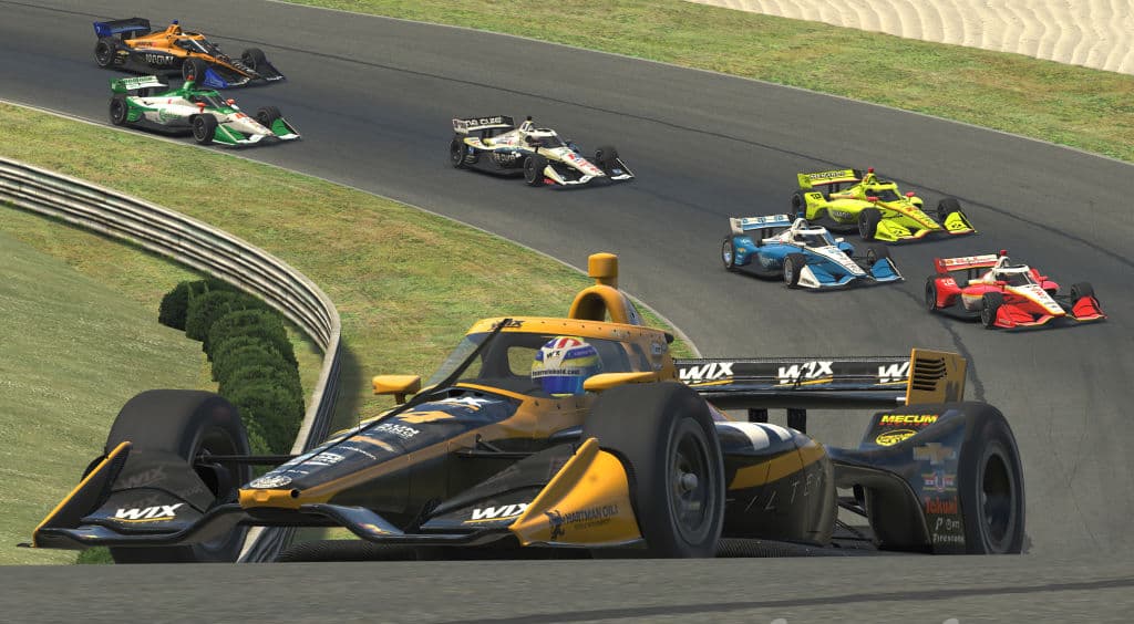 El 'aero screen' ya se ve en las carreras virtuales como un anticipo para cuando vuelvan a la pista.