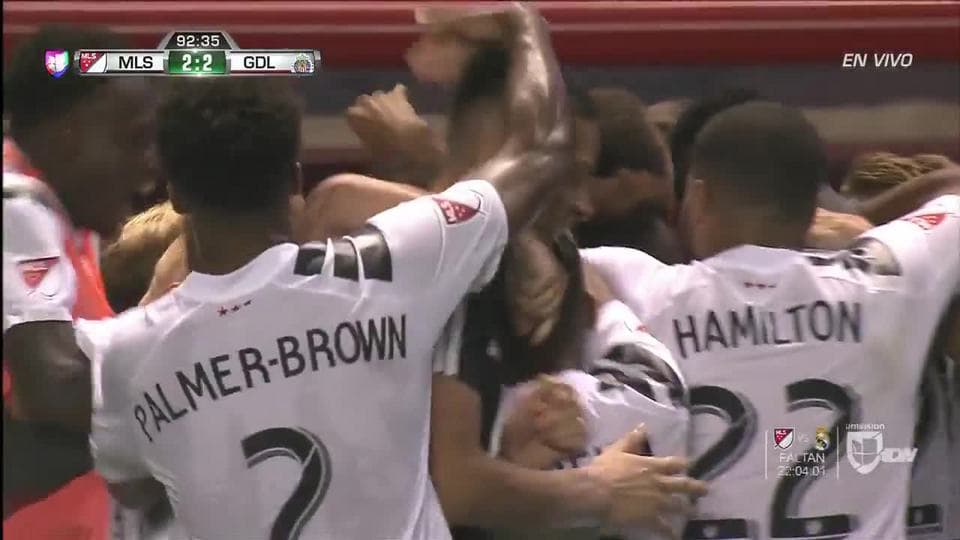 Goooolll!! Kortne Ford mete el balón y marca para MLS Homegrown Team