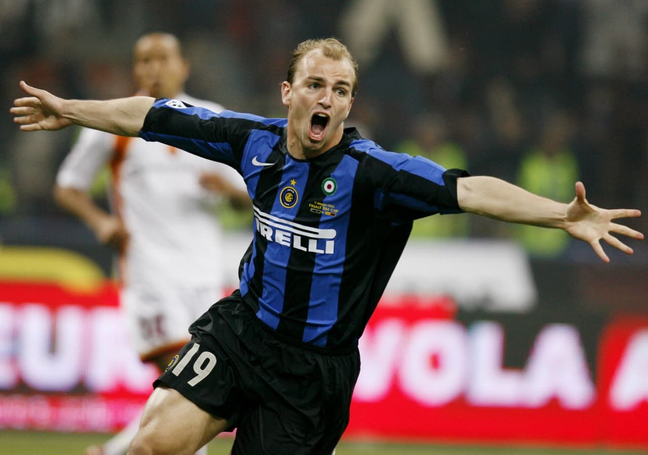 En la selección argentina del Mundial de Ecuador 1995, que terminó en tercer lugar del torneo, se encontraba Esteban Cambiasso, quien ganó 24 títulos en su carrera, incluidas una liga de su país con River Plate, una española con Real Madrid, cinco de la Serie A con Inter, con los que conquistó también una Champions League y un Mundial de Clubes. Con la albiceleste fue campeón mundial Sub 20 en Malasia 1997.