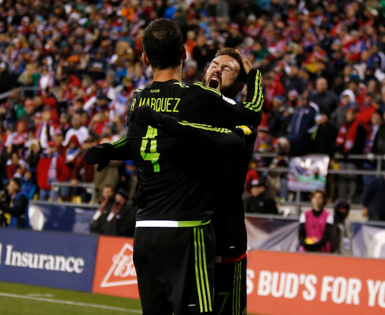 Su gol al minuto 88 contra Estados Unidos fue clave, pues con él México venció 2-1 en Columbus, rompió una racha de cuatro eliminatorias cayendo en ese escenario. Su gol 17 con la selección lo ratifica como una ficha irreemplazable para el esquema tricolor.