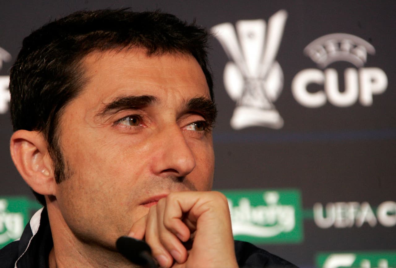 En el 2008 llegó a Atenas para ponerse al frente del Olympiacos, donde alcanzó al 68% de victorias.